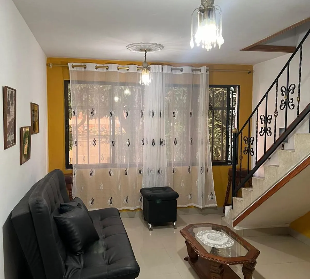 Vakantiehuis Casa En Medellin Cerca Estadio Barrio La America Cerca Del Graffiti